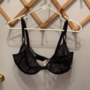 Black VS 40D Lightweight Bra